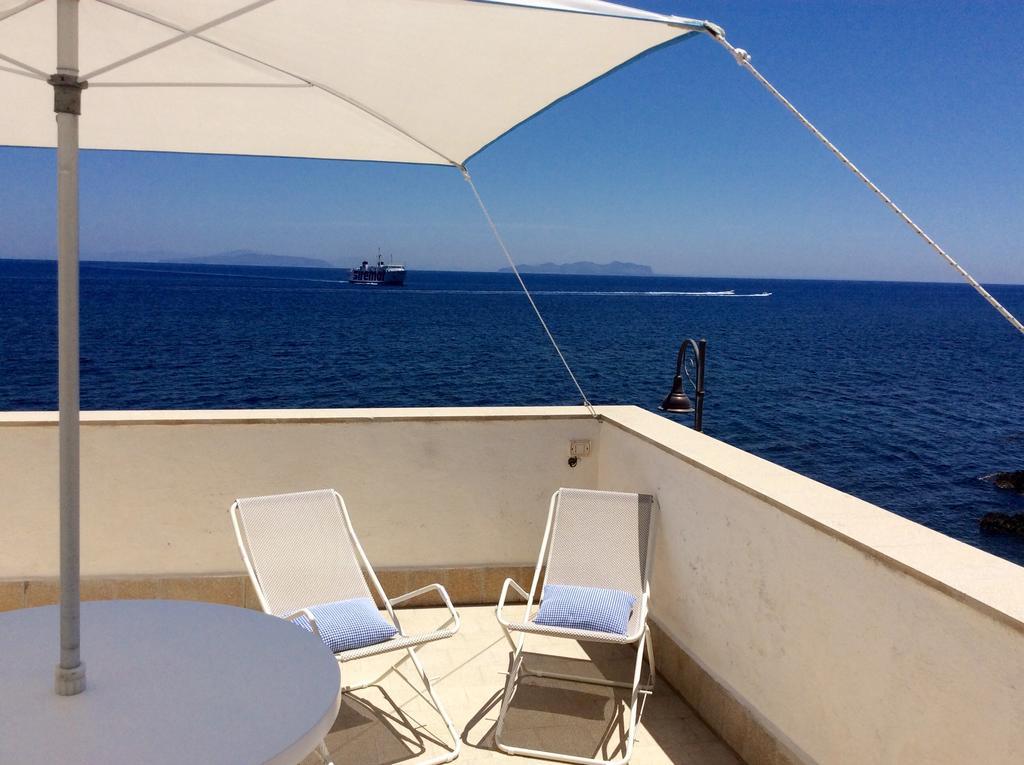 Dimora Tipica Vista Mare Apartman Marettimo Kültér fotó